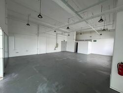 Hh @ Kallang (D13), Factory #561652411